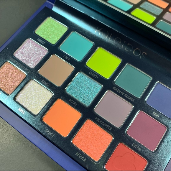 Kaleidos Club Nebula Palette - Picture 5 of 10
